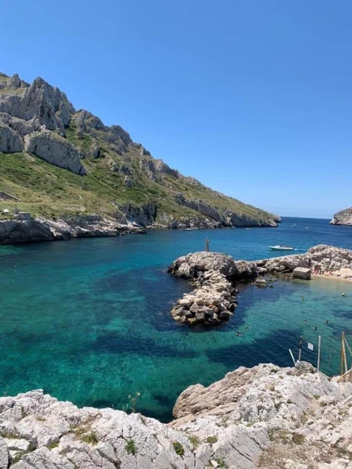 Les Prairies De Fenestrelle Spa & Piscine Au Calme Aubagne Luaran gambar