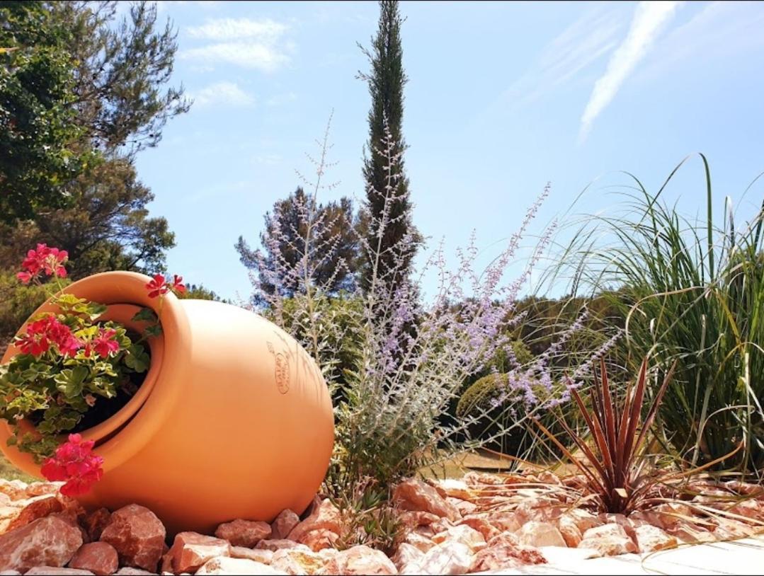 Les Prairies De Fenestrelle Spa & Piscine Au Calme Aubagne Luaran gambar