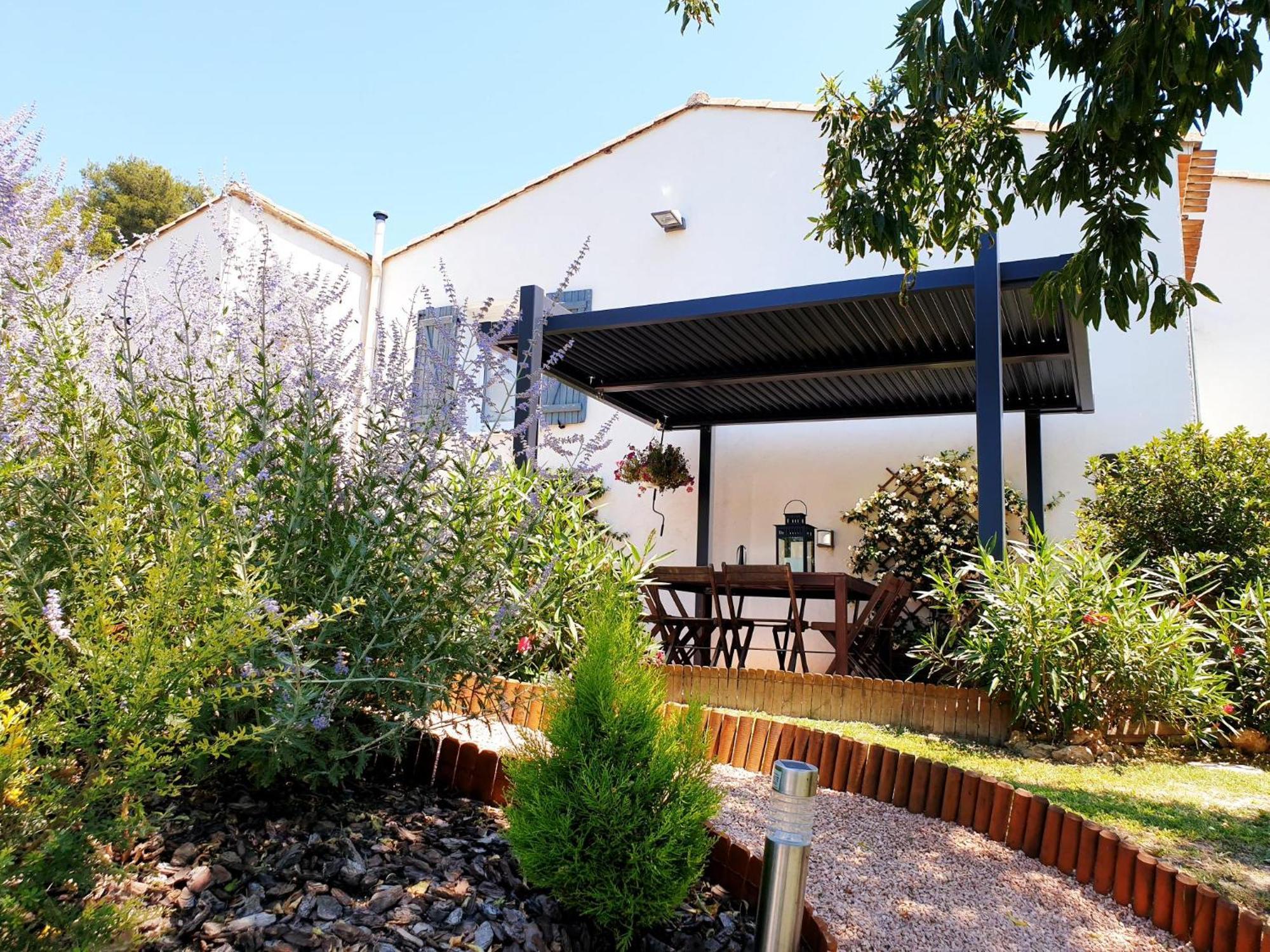 Les Prairies De Fenestrelle Spa & Piscine Au Calme Aubagne Luaran gambar